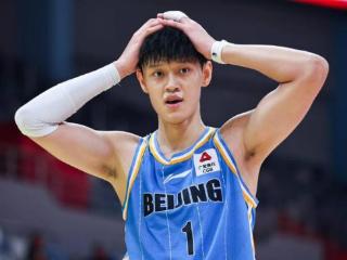 奥莫特：刘传兴脏动作导致曾凡博腰部骨折，CBA应该保护他
