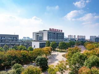 江苏南京：推动更多科研成果从“书架”走上“货架”