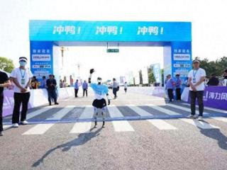 海力风电·2025乳山半程马拉松圆满举行