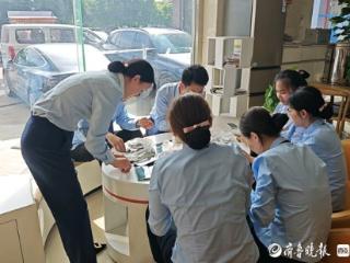 郓城农商行清点8000余枚硬币，暖心服务小微商户