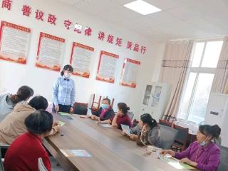 鄄城农商行城关支行母亲节厅堂活动温情落幕