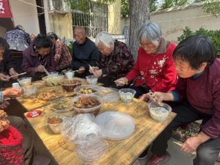 成武县伯乐集镇：邢楼“跨村联建”片区举办母亲节活动