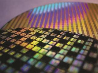 台积电美国三座新厂产能预订一空！苹果、NVIDIA、AMD抢着要