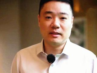 台球皇帝制造矛盾！丁俊晖回怼他不懂，为赵心童骄傲，并不会嫉妒