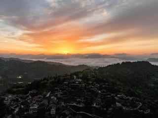 【高清组图】贵州从江：初夏乡村云海美
