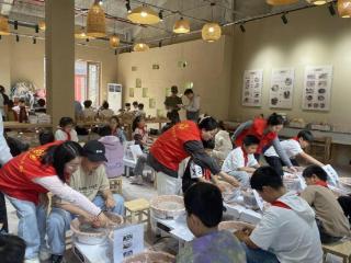 临泉县邢塘街道皖家幸福驿站：用温暖守护童心