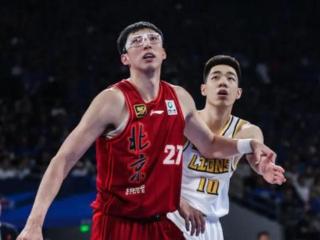 宫鲁鸣神预言再曝周琦隐患！进攻血槽只有20分钟，防守还遭针对！