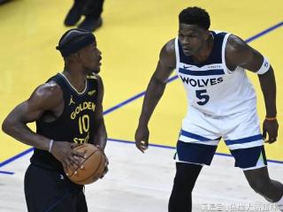 15+8，勇士遭遇两大难题！科尔赛后还很自信，一点也让库里无奈