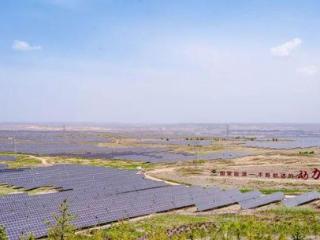 中国化工报 | 采煤深陷区崛起“能源绿洲”——走进白音提布生态光储电站