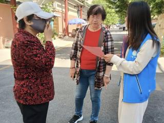 济阳街道电苑社区开展家庭安康工程保险宣传活动