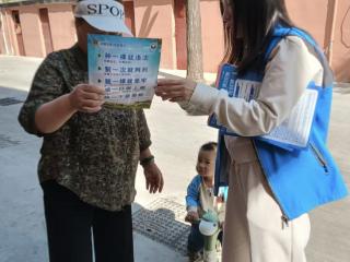 济阳街道电苑社区开展“禁种罂粟宣传 共筑无毒防线”活动