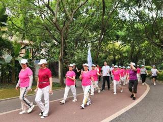 民生银行南宁分行举行“绿城万步·邕抱健康”健步走活动