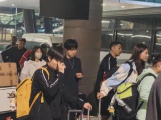 什么审美？多哈世乒赛海报引争议，王楚钦遭丑化，张本美和似贞子