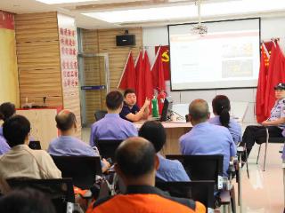 湖南张家界消防联合铁路部门开展“强化消防技能 共建平安铁路”主题活动