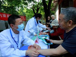 朝阳安贞街道残联开展全国助残日“贞心益起来”主题活动