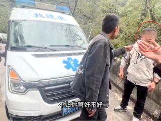 专业人士解读“救护车无任务鸣笛开道”：执行非紧急任务鸣笛应追责