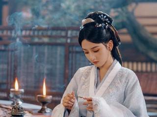 《折腰》首播，古装之下，俩明星过家家，宋祖儿刘宇宁的偶像剧