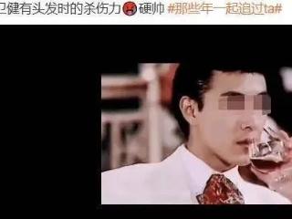 59岁香港最惨美男，帅到窒息却被雪藏，结三次婚又两度丧子