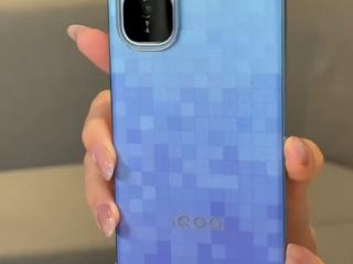 首次与宝马合作！iQOO Neo10 Pro+三色全家福真机开箱全网首曝