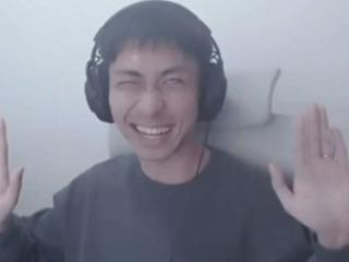 小明剑魔从老婆手里拿回收入：自己的钱都在自己手里