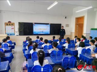 同心向海 法润童心 | 潍坊海警局普法进课堂，点亮成长之光