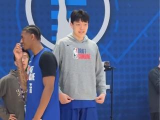 杨瀚森体测数据惊喜！投篮+速度惊喜，表现迎现场掌声，行情获涨