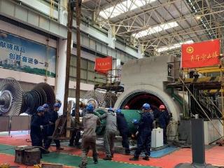 2号发电机转子回装告捷，华银电力工程公司大修攻坚再启新程