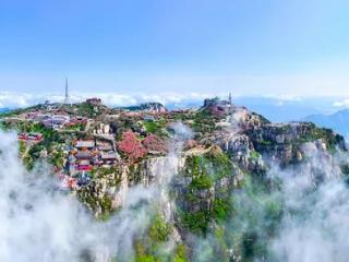 海棠花开等你来｜当汉服遇上泰山，赴一场锦绣山河的约