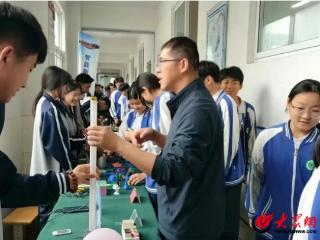 【2025潍坊职教周】职业体验进中学