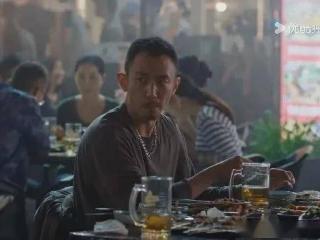 难怪马晓伟的母亲未婚生子又一生未嫁，看老艾总做的3件事就懂了