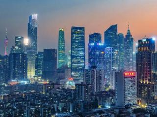 光伏行业财报盘点：2024年合计亏损300亿元，今年一季度盈利回暖，底部信号是否确立？