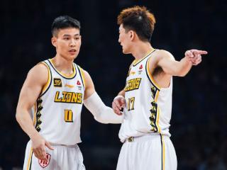 惨烈失利！曾凡博捂脸沮丧 媒体人称裁判尽力了 北京遭批心态崩溃