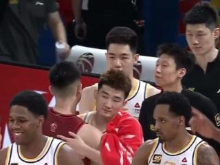 北京1-3广厦，还能夺冠吗？苏群的点评很到位，联盟第一首冠稳了