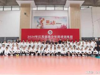 为何江苏女排占国家队1/3份额？坚持全华班锻炼队员，青训质量高