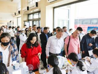 滕州市中心人民医院开展2025年应急爱心无偿献血活动