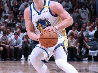 6人上双送勇士出局！爱德华兹22+12晋级西决，库里场下一脸无奈