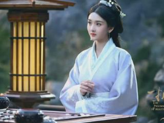 《折腰》：同样是演婆婆，把刘晓庆和崔奕两相对比，差别就出来了