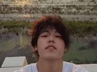 29岁失联小伙杜炎军已遇难，在峨眉山金顶跳崖，朋友揭露轻生细节