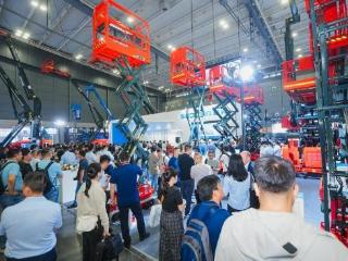 星邦智能携多款创新产品亮相长沙国际工程机械展 首日订单金额过亿元