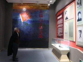 50多年前，他为理琪画像