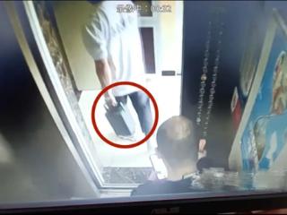屡教不改！北京两人带电动自行车电池进电梯 被罚800元