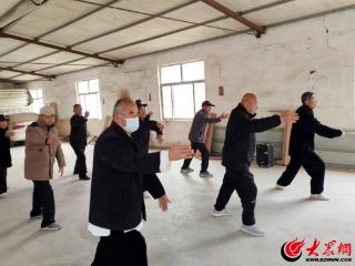 郓城杨庄集镇：健康运动点燃银龄活力