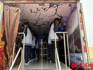 成武县党集镇中心小学开展体验式安全教育活动