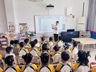 守护童心绿意 共筑书香未来 济南历下一幼开展“护苗·绿书签行动”系列活动