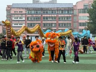 贵州民族团结大巡游｜民俗文化方阵加紧彩排 百人团队演绎传统魅力