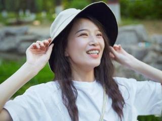 “人有福，藏不住”，有福气的女人，未必漂亮，但有这3个特点