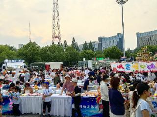 爱心义卖暖人心，公益温情满金陵