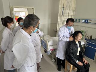 传承推广传统中医药诊疗技术！政协委员刘军赴甘肃临夏州开展义诊服务