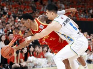 3不沾+低级失误+无脑犯规：方硕-8全队最差险背锅 许利民风评逆转