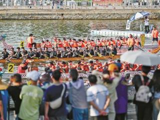 海峡两岸龙舟赛热血开赛 两岸共36支队伍参赛